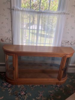 Glass Front Mirrored Back Display Cabinet 