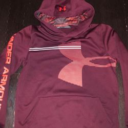 Under Armor Sweater 