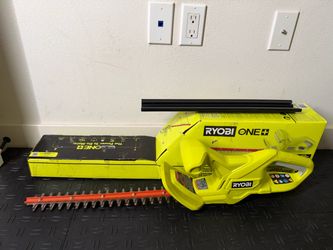 RYOBI ONE+ 18V 18 in. Cordless Battery Hedge Trimmer (Tool Only)