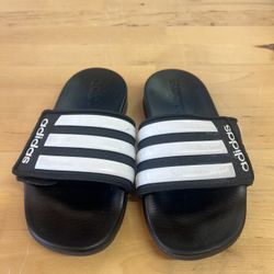 Adidas Kids slippers Size 10k