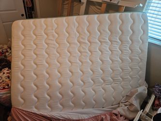 Full size mattress,  like new