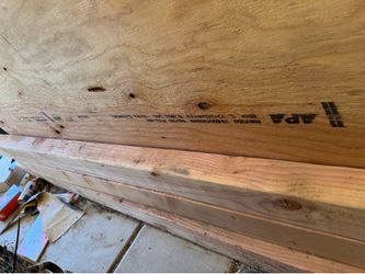 8 foot long 4 x 8“ Douglas fur wood beams 6 total