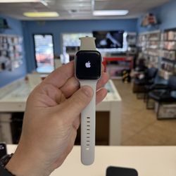 Apple Watch SE 44mm GPS & LTE Unlocked 