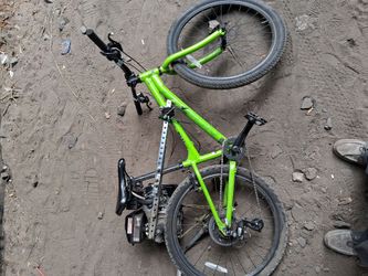Green Mountain Bike with Gas Engine friction driven homemade