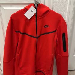 NEW Red Nike Tech Fleece Size:Medium 