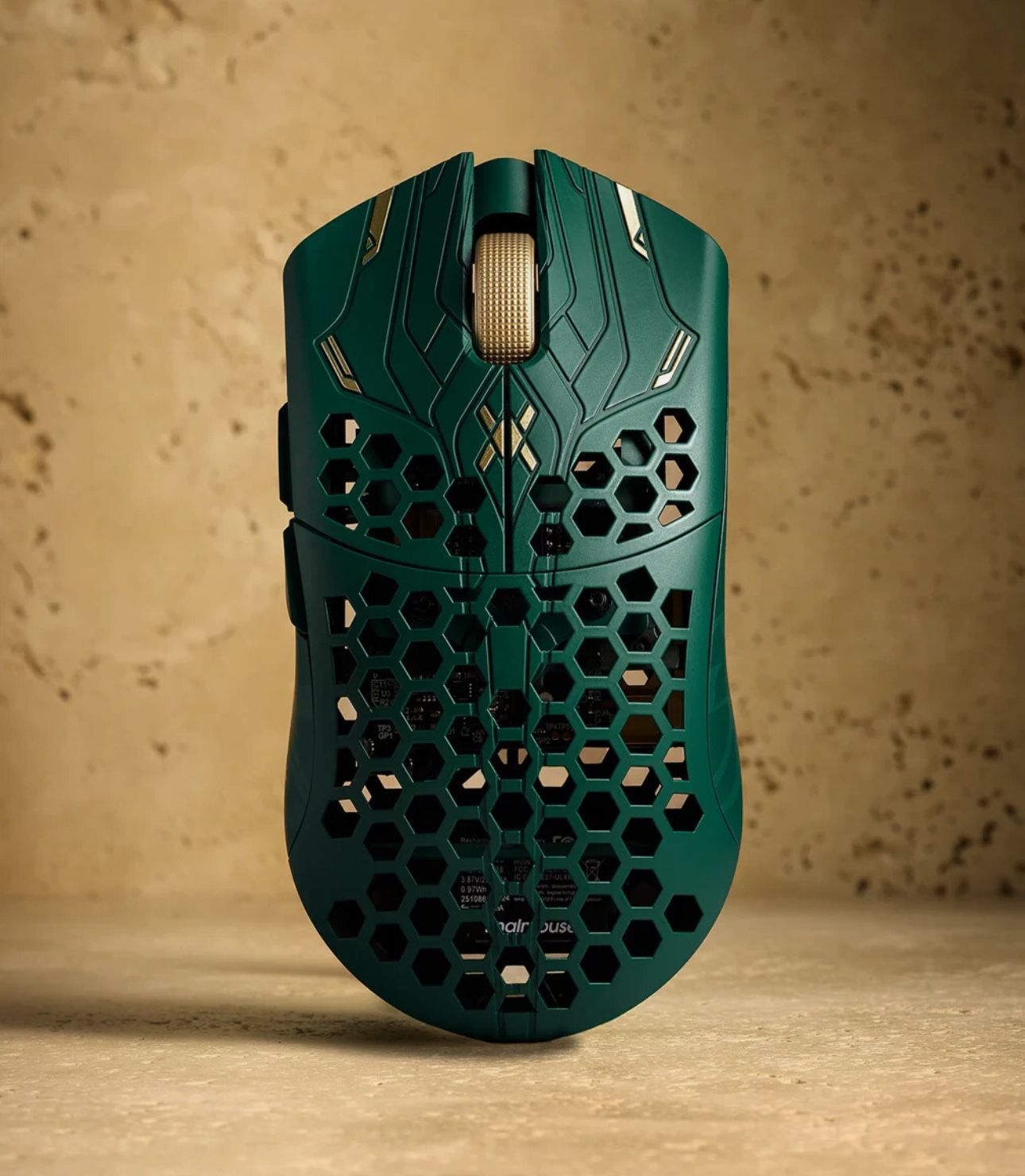 Finalmouse Ultralight ULX Tarik (MEDIUM)