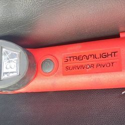 Streamlight Survivor Pivot 