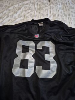 Raiders jersey waller#83