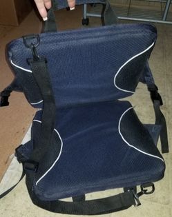Portable seat