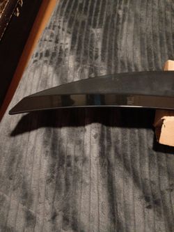 Lip spoiler