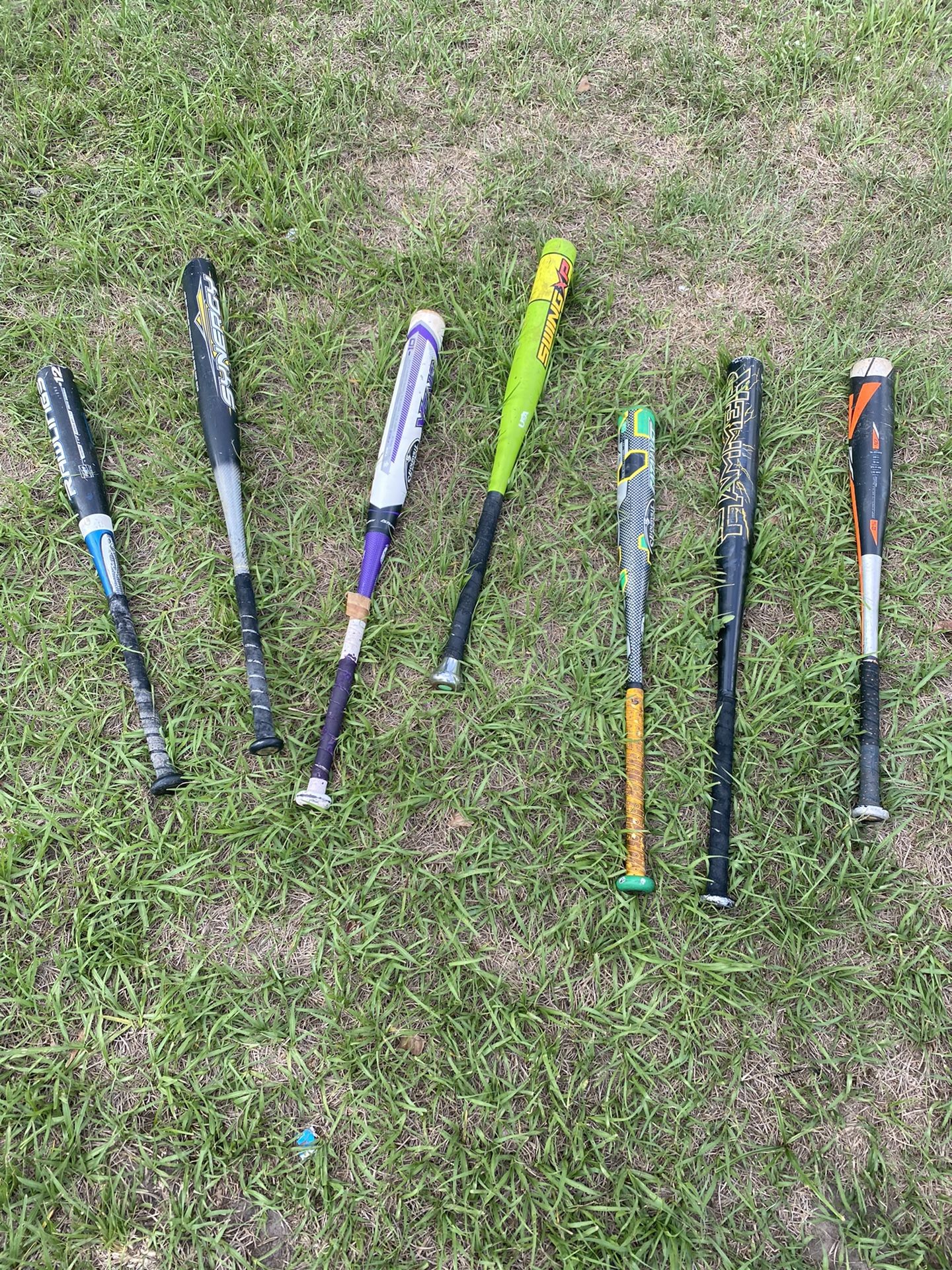 Baseball and softball bats with bag