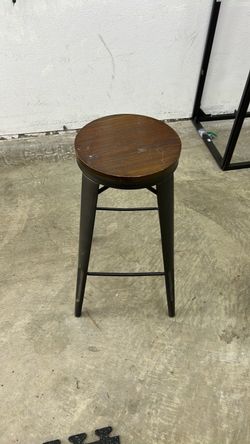 Bar stool