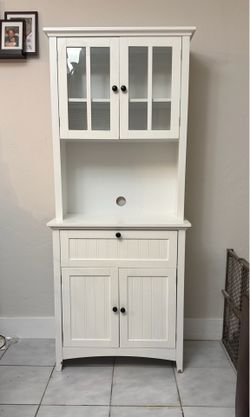 Wood white Hutch
