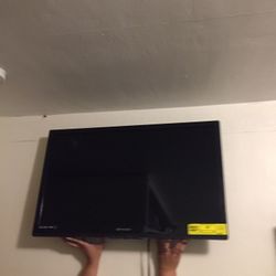 Emerson tv 32 inc