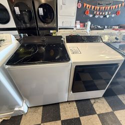 LG Washer And Dryer Set In White 🎄☃️