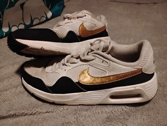 Air Max  Size 7 1/2