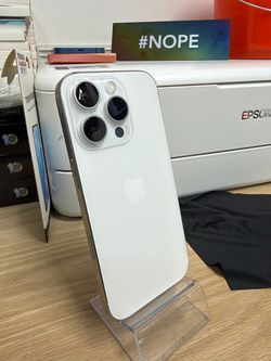 iPhone 16pro white