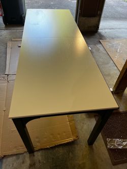 Contemporary kitchen table
