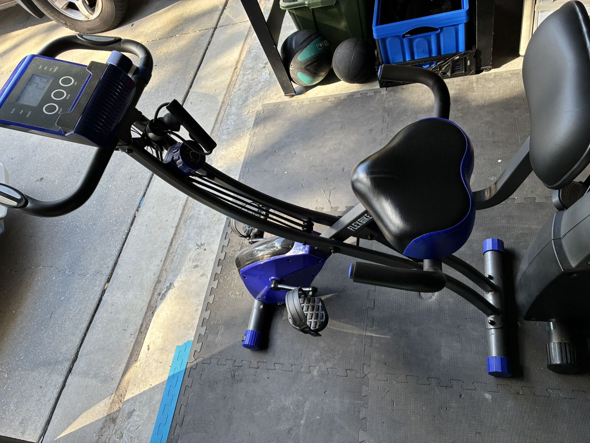 FitNation by Echelon Flex Express Exercise Bike Blue Upright & Recumbent Folding Excellent Condition