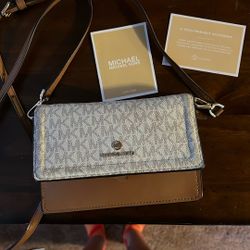 Michael Kors Crossbody Handbag 