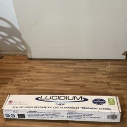 UV light Air Purifier