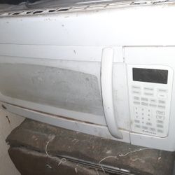 Microwave And Dishwasher