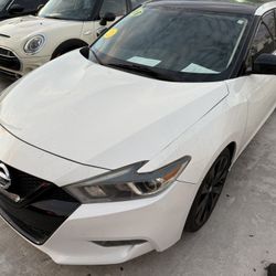 2021 Nissan maxima 