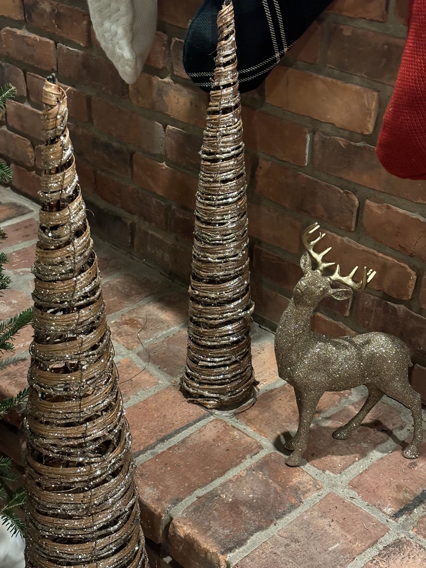 Glittery Christmas Deer And Trees 6 Total