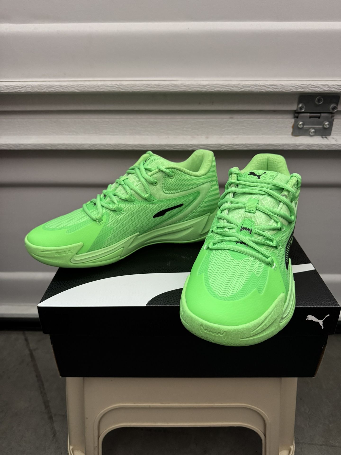 Puma Dagger Basketball Shoes Brand New Size 8
