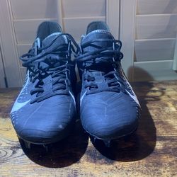 Nike black cleats size 12.5 good condition