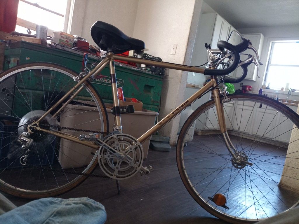 Vintage Motobecane Super Mirage 27an11/ 4 Road Bike 