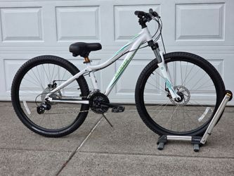 26 Specialized Mountain Bike Disc