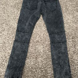  (used) Black Jeans 