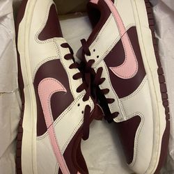 Nike dunks low retro