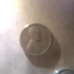 1957 Weat Penny  No mint   Mark 