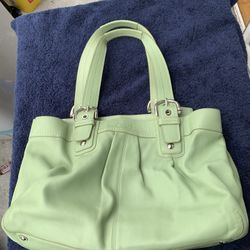 COACH SOHO PLEATED LEATHER LARGE IVORY BUSINESS TOTE HANDBAG F13733