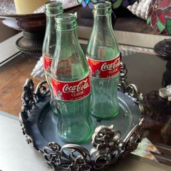 Christmas 1999-Coca Cola Vintage 90s Santa Claus Advertising 8 oz. Empty