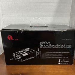 1byone 650W Snow Machine Wired Remote Control Great Machine for Kids, Parties, Parades, LIKE NEW IN BOX