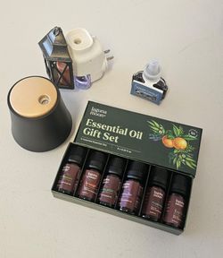 Essential Oil Diffuser & Fragrance Bundle