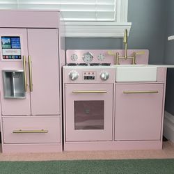 Pink and Gold Kitchen Playset