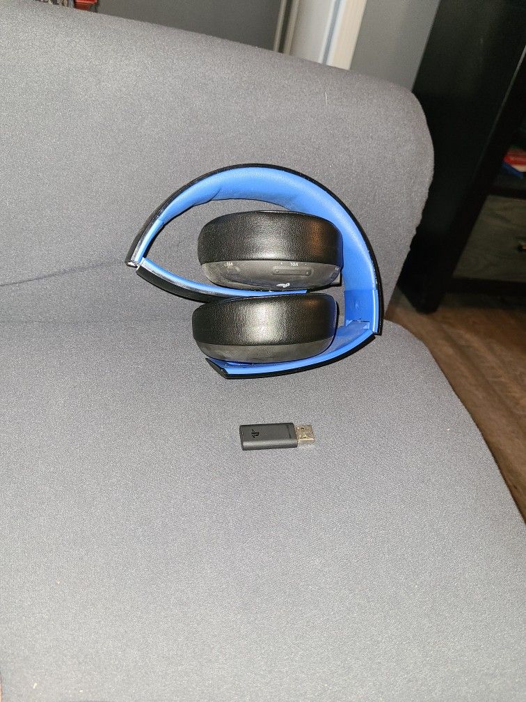Sony Ps4 Gold Headphones