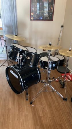 DDrum 6 piece complete drum set