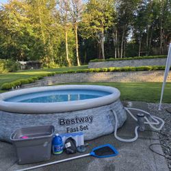 Bestway Swimming Pool