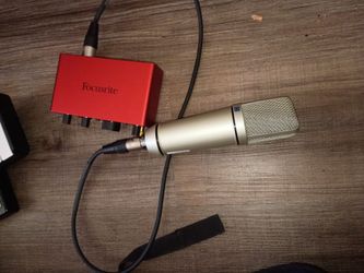 Dj/studio equipment