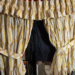 Retro Vintage Cafe Curtains 