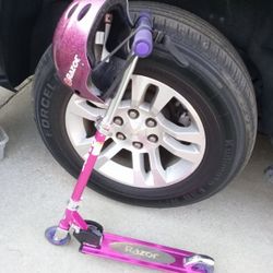 Girls' Pink Razor led show lights Scooter with Razor Helmet
