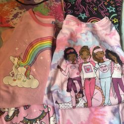 lil Girls Sleep Wear 4T / 4 for 1 price/ 12.00/  pick Up