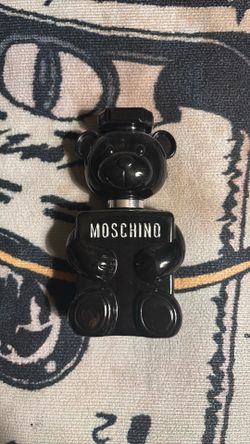 Moschino toy boy 90% full