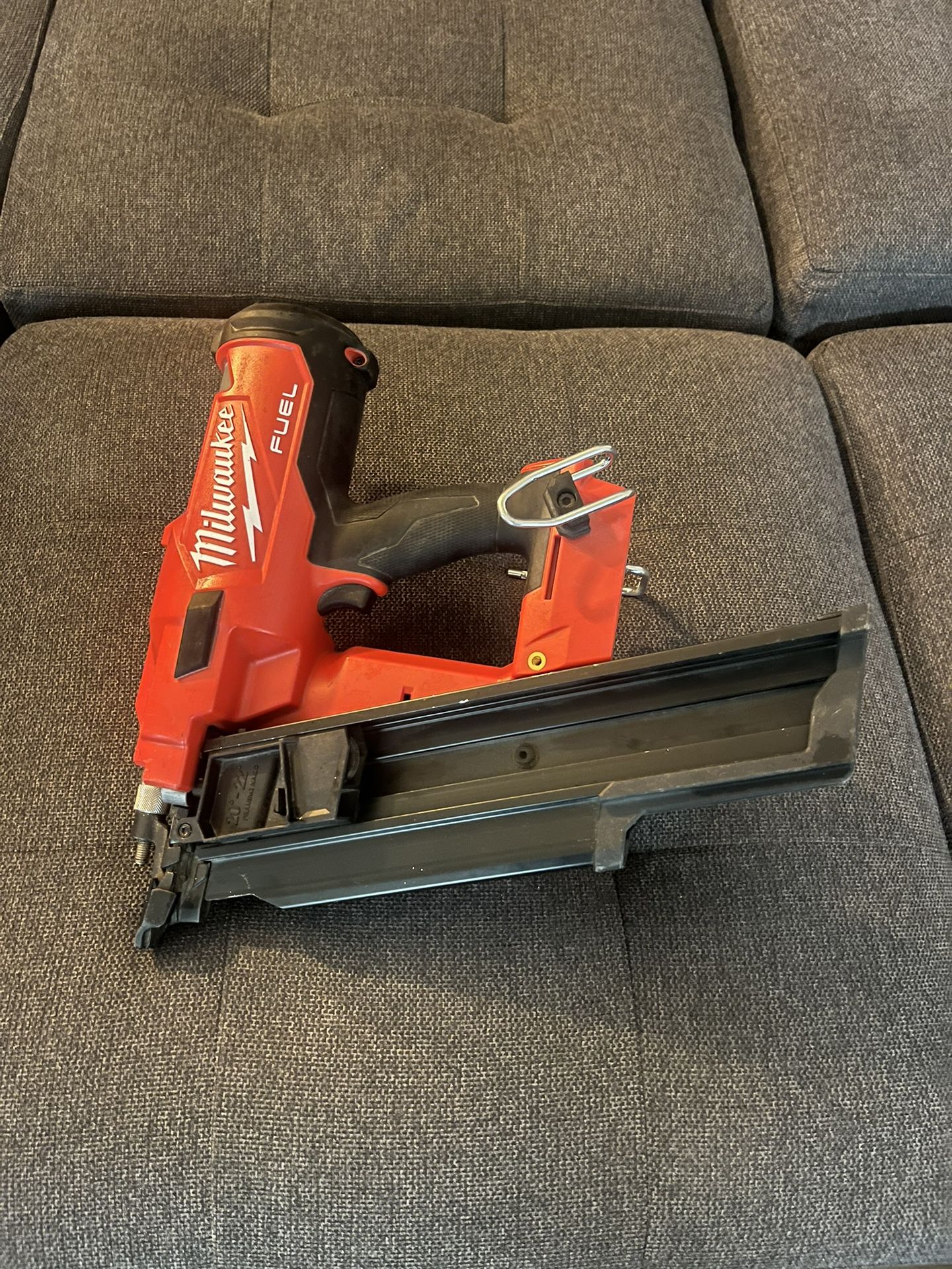 FRAMING NAILER MILWAUKEE