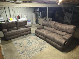 Jackson Furniture Power Sofa and Loveseat Recliner Set
